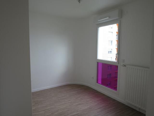 Location Appartement 3 pièces 55 m2 Évry Courcouronnes