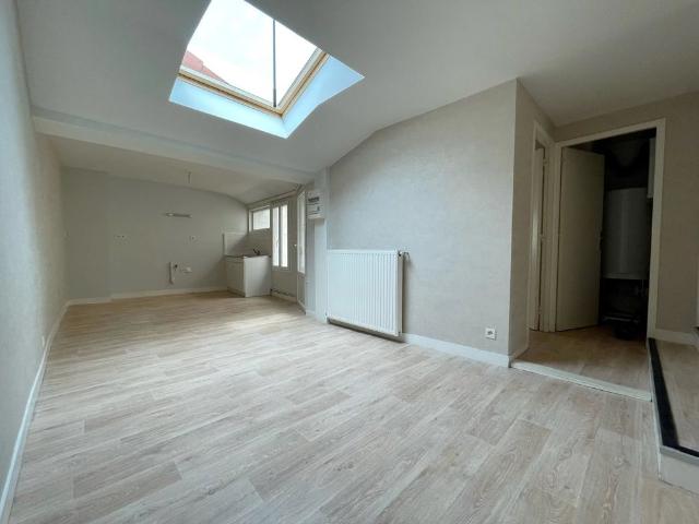 Location Appartement 3 pièces 55m² CHOLET 49300
