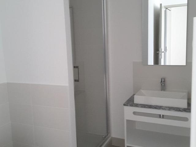 Location Appartement 3 pièces 55m² IZON 33450