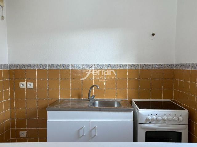 Location Appartement 3 pièces 55m² SALERNES 83690