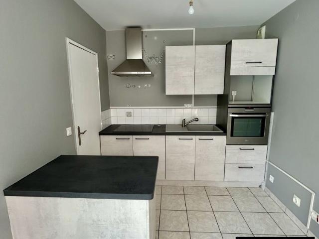 Location Appartement 3 pièces 55m² ST AVOLD 57500
