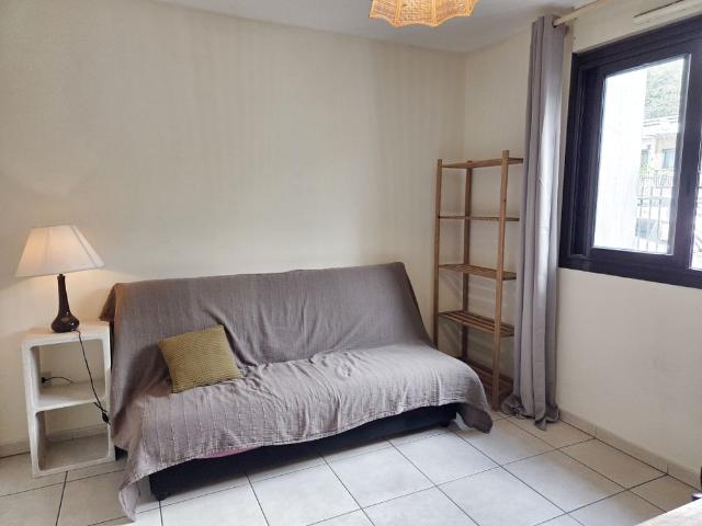 Location Appartement 3 pièces 55m² ST DENIS 97400
