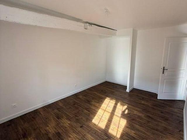 Location Appartement 3 pièces 55m² STE FOY LA GRANDE 33220