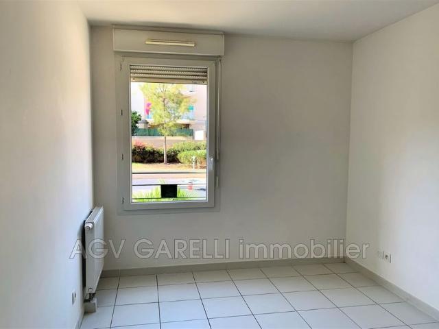 Location Appartement 3 pièces 55m² TOULON 83200