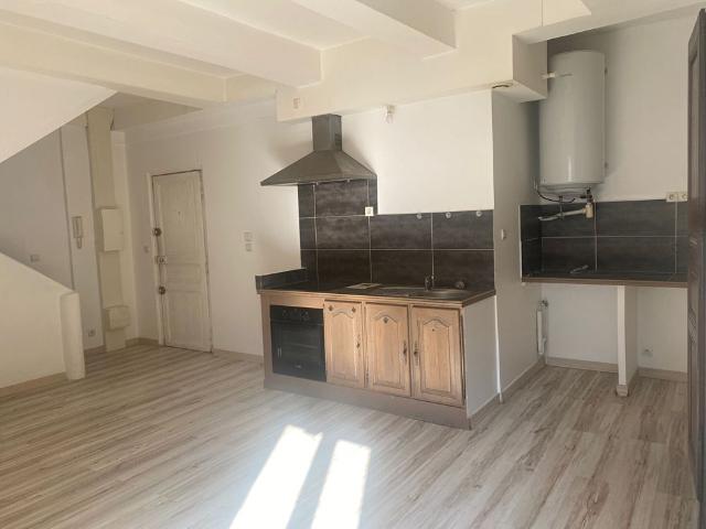 Location appartement 3 pièces, 56.10m², Bédarieux