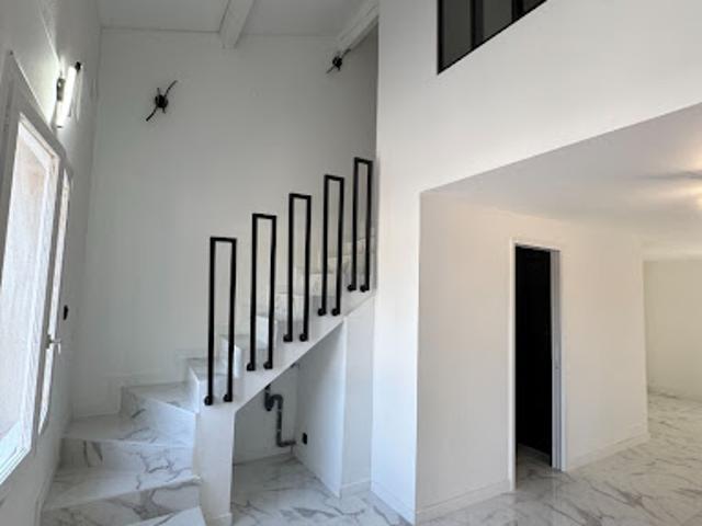 Location Appartement 3 pièces 56 m2 Aix en Provence