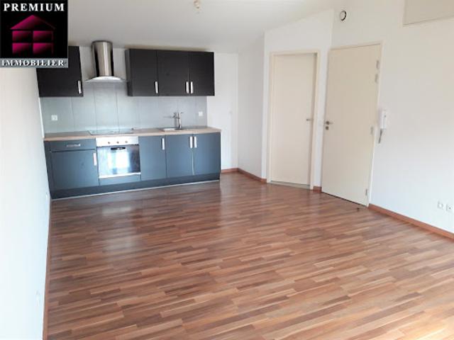 Location Appartement 3 pièces 56 m2 Pézilla la Rivière