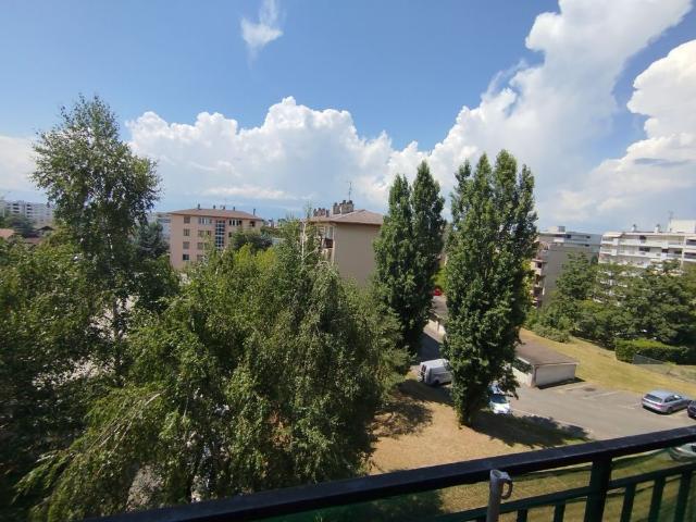 Location Appartement 3 pièces 56m²