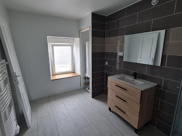 Location Appartement 3 pièces 56m²