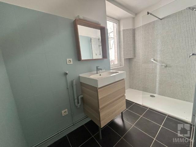 Location Appartement 3 pièces 56m² CAHORS 46000