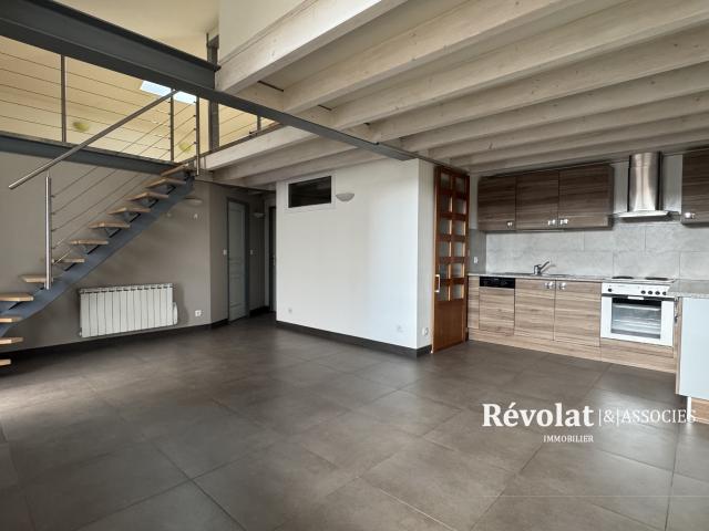 Location Appartement 3 pièces 56m² BORDEAUX 33800