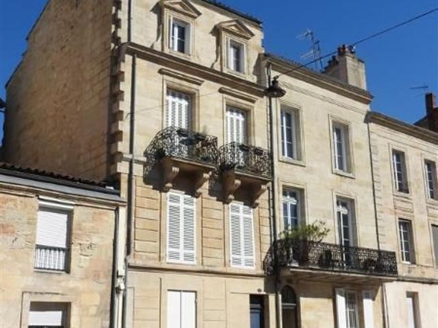 Location Appartement 3 pièces 56m² BORDEAUX 33000