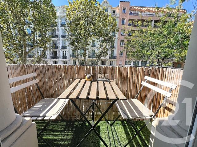 Location Appartement 3 pièces 56m² NICE 06000