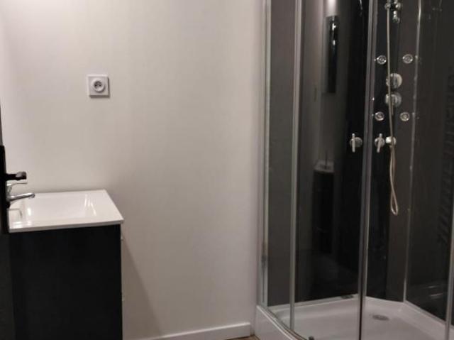 Location Appartement 3 pièces 56m² ST AMBROIX 30500
