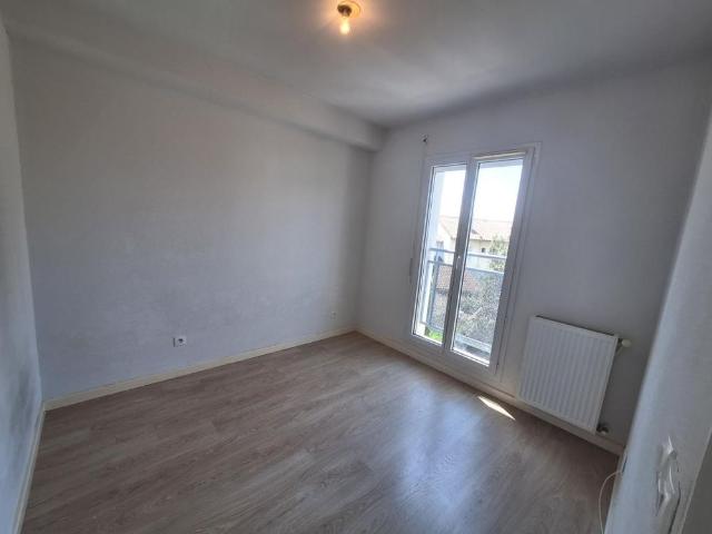 Location Appartement 3 pièces 56m² PESSAC 33600