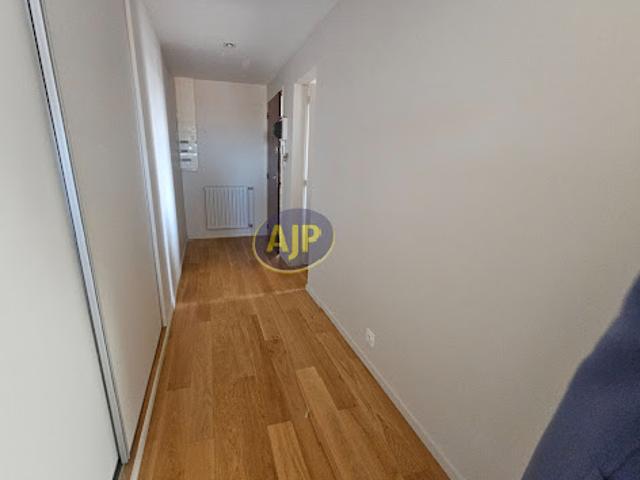 Location Appartement 3 pièces 58.48 m2 Saint Gilles Croix de Vie