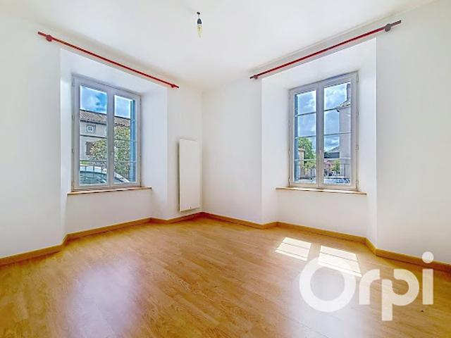 Location Appartement 3 pièces 58.63 m2 Ruynes en Margeride