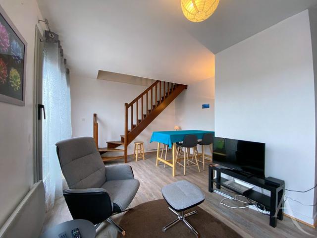 Location appartement 3 pièces, 58.79m², Saint Florent sur Cher