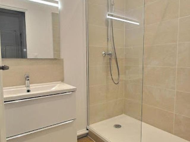 Location Appartement 3 pièces 58 m2 Marseille 5ème