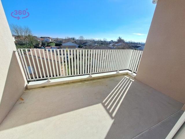 Location Appartement 3 pièces 58m² BRUGUIERES 31150