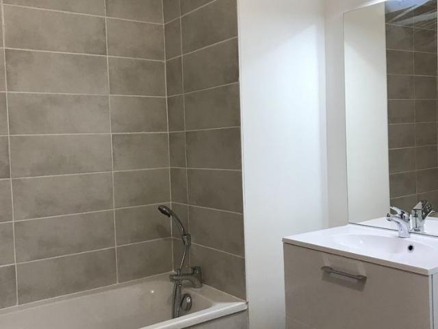 Location Appartement 3 pièces 58m² SETE 34200