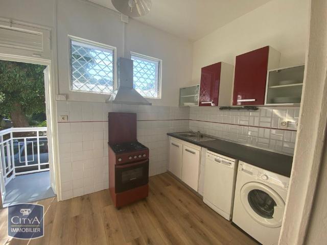 Location Appartement 3 pièces 58m² ST DENIS 97400