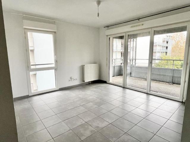 Location Appartement 3 pièces 58m² TOULOUSE 31500