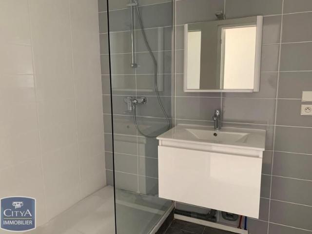 Location Appartement 3 pièces 58m² VILLEURBANNE 69100