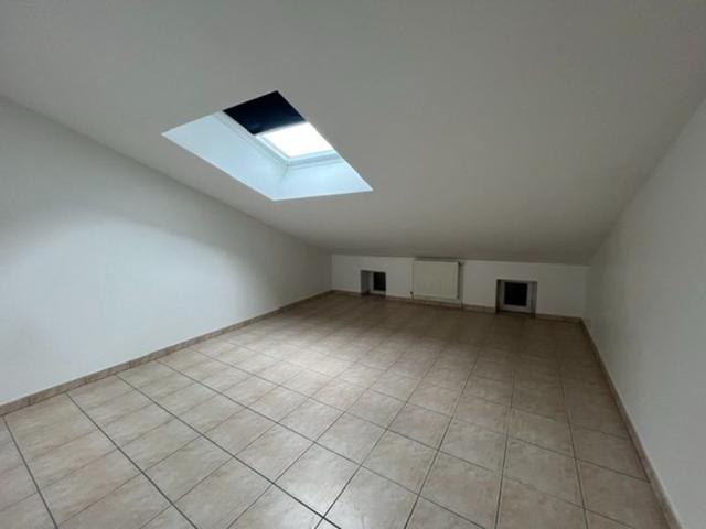 Location appartement 3 pièces, 59.00m², Aiguillon