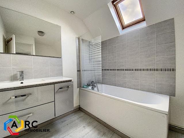 Location Appartement 3 pièces 59 m2 Huisseau sur Mauves