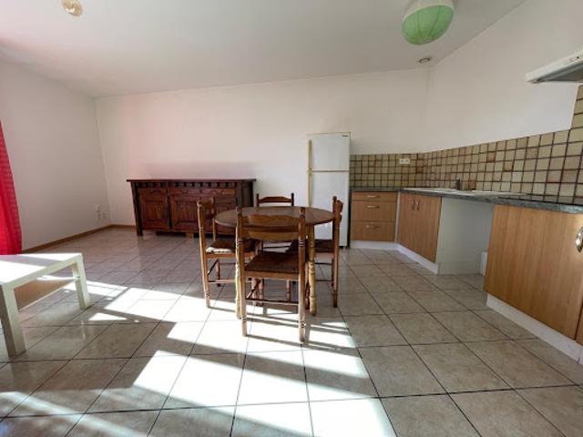 Location Appartement 3 pièces 59 m2 Lit et Mixe