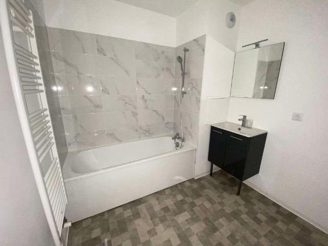 Location Appartement 3 pièces 59m²
