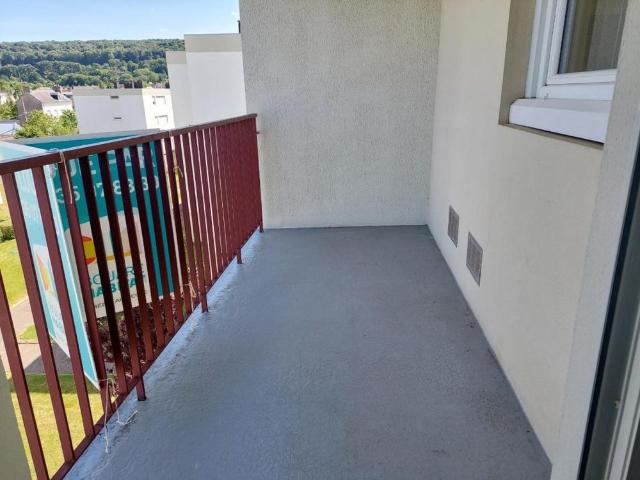 Location Appartement 3 pièces 59m² CAUDEBEC LES ELBEUF 76320