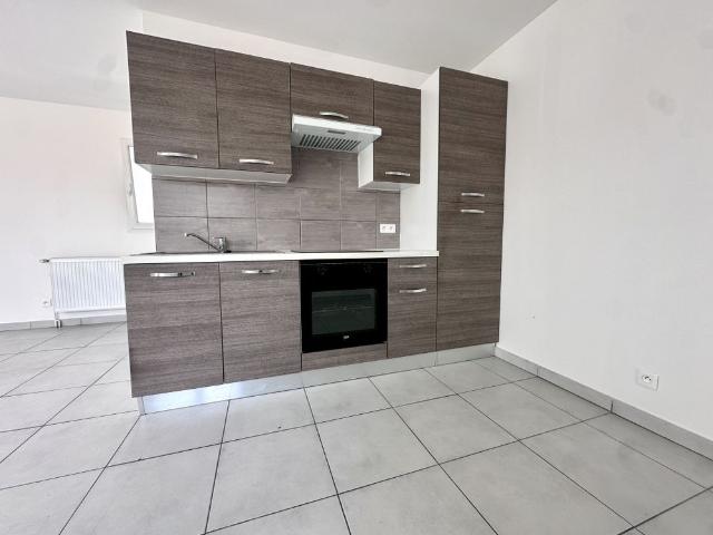 Location Appartement 3 pièces 59m² AUBIERE 63170
