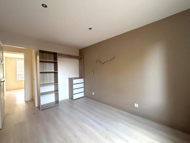 Location Appartement 3 pièces 59m² BEAUVAIS 60000