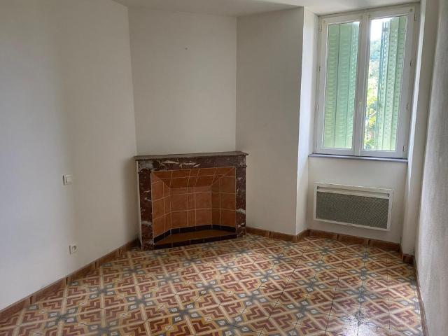 Location Appartement 3 pièces 59m² BERRIAS ET CASTELJAU 07460