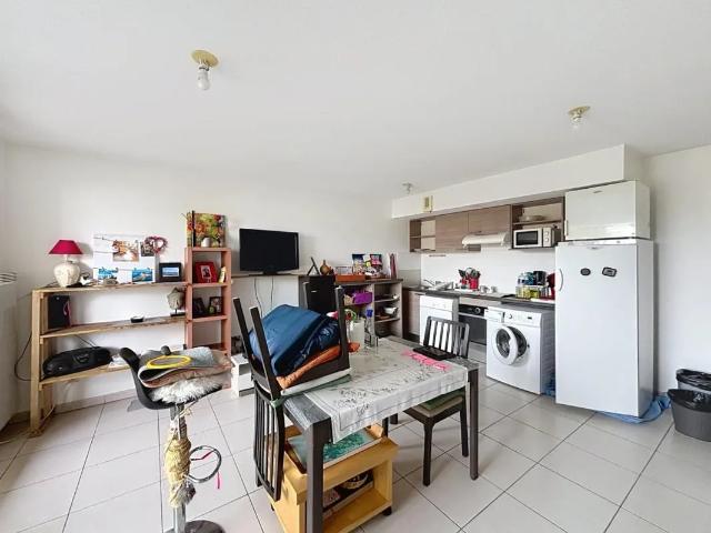 Location Appartement 3 pièces 59m² BRUGES 33520
