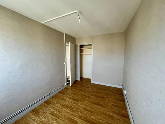 Location Appartement 3 pièces 56m² GUILHERAND GRANGES 07500