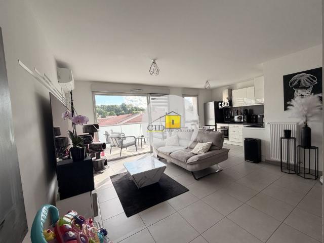 Location Appartement 3 pièces 59m² ST LAURENT DE MURE 69720