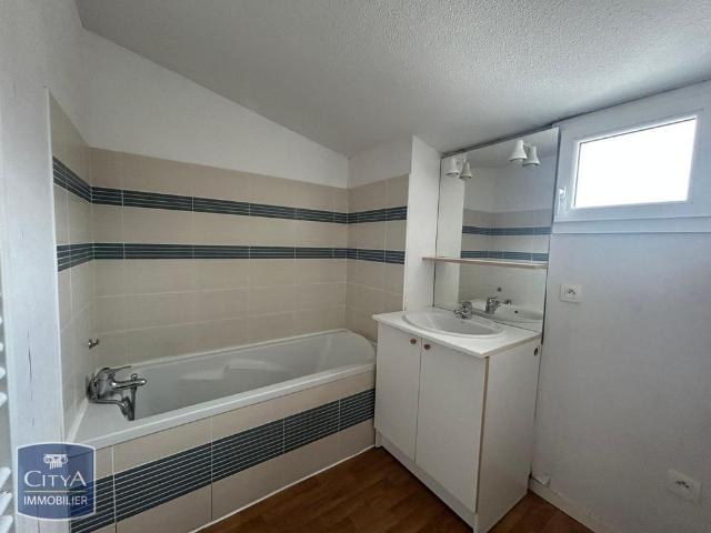 Location Appartement 3 pièces 59m² VANNES 56000