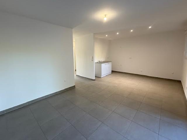 Location Appartement 3 pièces 63.4 m2 Penta di Casinca