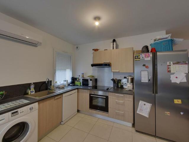 Location appartement 3 pièces, 63.70m², Marguerittes
