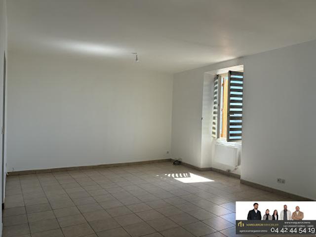 Location Appartement 3 pièces 63.75 m2 Port de Bouc