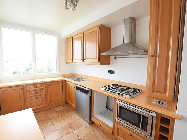 Appartement 3 pièces Éragny 63.75m² 950€ à louer