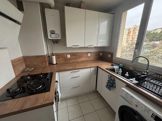 Location appartement 3 pièces, 63.78m², Nice