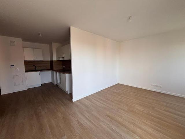 Location Appartement 3 pièces 63.8 m2 Livry Gargan