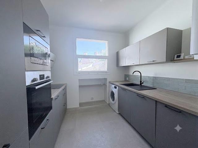 Location Appartement 3 pièces 63.93 m2 Saint Malo