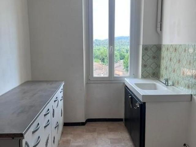 Location Appartement 3 pièces 63m² CAMPS LA SOURCE 83170