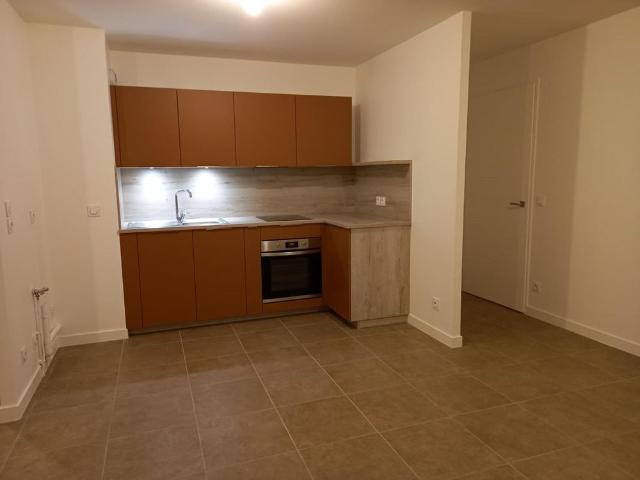 Location Appartement 3 pièces 63m² AIX LES BAINS 73100