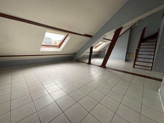 Location Appartement 3 pièces 63m² BOURGES 18000